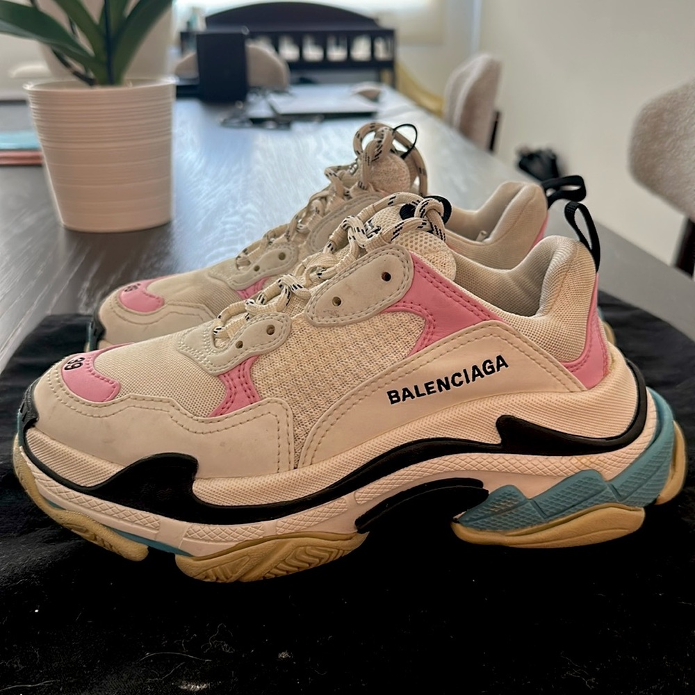 Balenciaga triple S sneakers 39 good condition